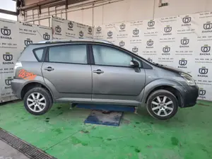 TOYOTA COROLLA VERSO (R1) foto 7