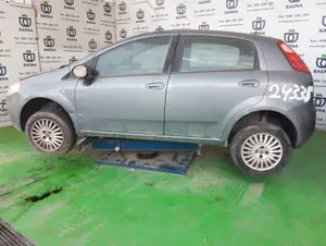 FIAT GRANDE PUNTO (199) foto 5