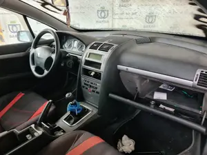 PEUGEOT 407 foto 7