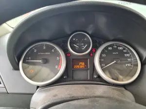 PEUGEOT 207 foto 5