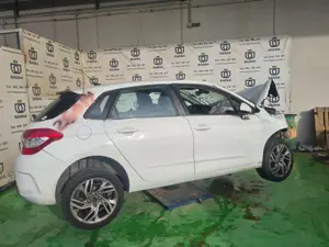 CITROEN C4 BERLINA foto 3