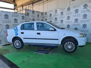 OPEL ASTRA G BERLINA foto 4