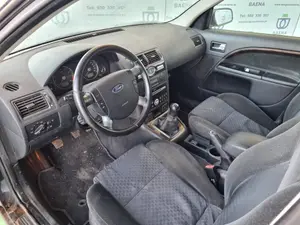FORD MONDEO BERLINA (GE) foto 4
