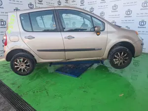 RENAULT MODUS I foto 1