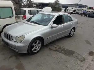 MERCEDES-BENZ CLASE C (BM 203) BERLINA foto 1