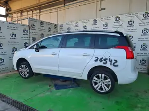 PEUGEOT 5008 foto 7