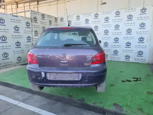 PEUGEOT 307 (S1)(04.2001) foto 5