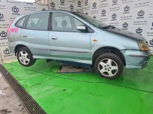 NISSAN ALMERA TINO (V10M) foto 3