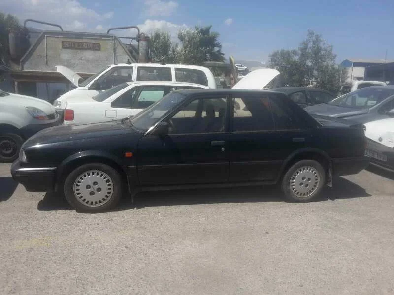 NISSAN BLUEBIRD BERLINA (T12/72)