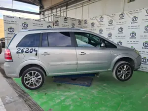 OPEL ZAFIRA B foto 2