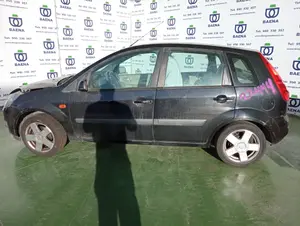 FORD FIESTA (CBK) foto 1