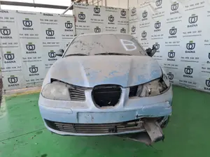 SEAT IBIZA (6L1) foto 1