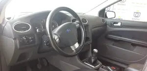 FORD FOCUS BERLINA (CAP) foto 4