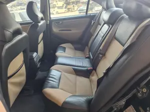 VOLVO S60 BERLINA foto 3