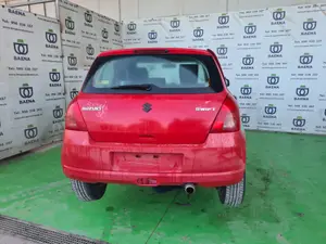 SUZUKI SWIFT BERLINA (RS/MZ) foto 6