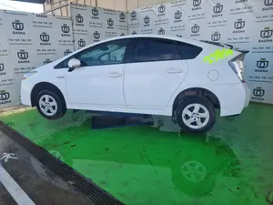 TOYOTA PRIUS (ZVW30) foto 2