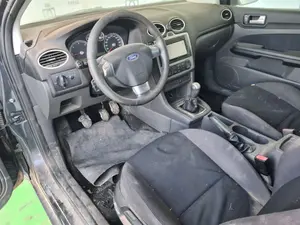 FORD FOCUS BERLINA (CAP) foto 5