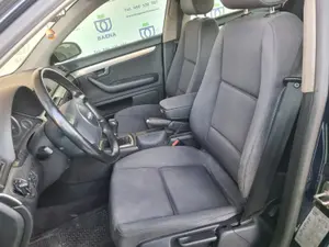 AUDI A4 BERLINA (8E) foto 3