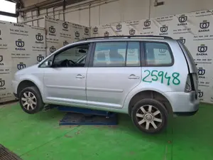 VOLKSWAGEN TOURAN (1T1) foto 4
