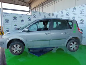 RENAULT SCENIC II (JM) foto 1