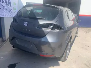 SEAT LEON (1P1) foto 1