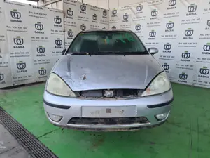 FORD FOCUS BERLINA (CAK) foto 1