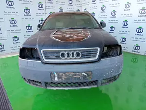 AUDI A6 AVANT (4B5) foto 1