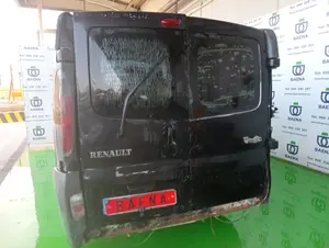 RENAULT TRAFIC II FURGÓN foto 2
