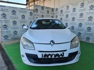 RENAULT MEGANE III BERLINA 5P foto 1