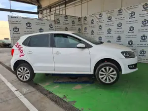 VOLKSWAGEN POLO V (6R1) foto 5