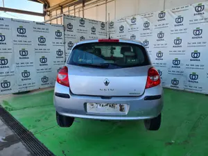 RENAULT CLIO III foto 3