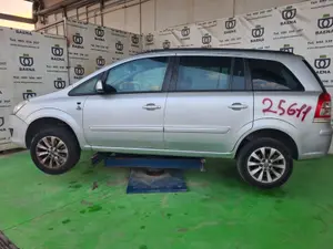 OPEL ZAFIRA B foto 2