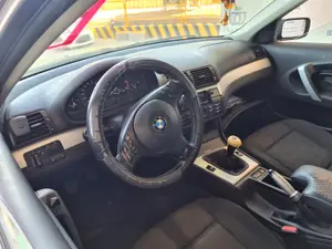 BMW SERIE 3 BERLINA (E46) foto 7