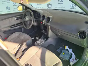 SEAT IBIZA (6L1) foto 5
