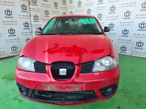 SEAT IBIZA (6L1) foto 1