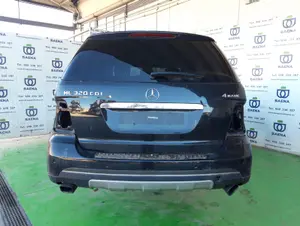 MERCEDES-BENZ CLASE ML (BM 164) foto 2