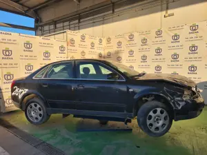 AUDI A4 BERLINA (8E) foto 5