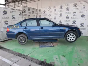 BMW SERIE 3 BERLINA (E46) foto 3