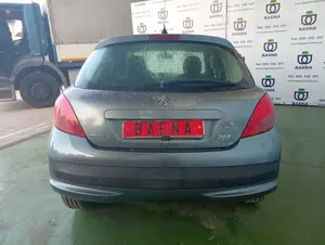 PEUGEOT 207 SW foto 2