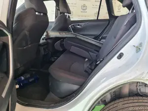 TOYOTA RAV4 foto 7