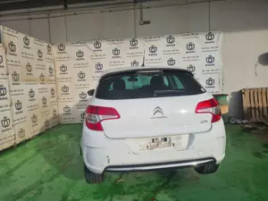 CITROEN C4 BERLINA foto 6