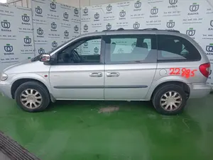 CHRYSLER VOYAGER (RG) foto 1