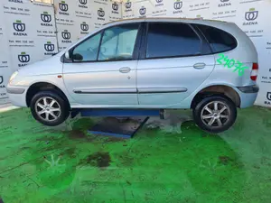 RENAULT SCENIC I (JA...) foto 1