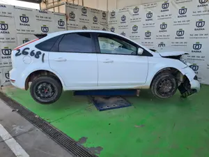 FORD FOCUS BERLINA (CAP) foto 7