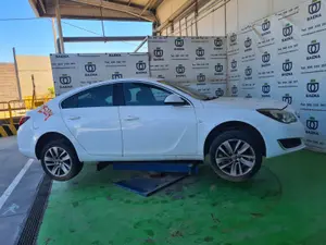 OPEL INSIGNIA BERLINA foto 6