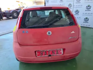 FIAT GRANDE PUNTO (199) foto 4