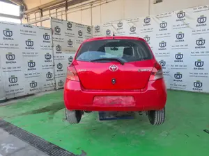 TOYOTA YARIS (KSP9/SCP9/NLP9) foto 2