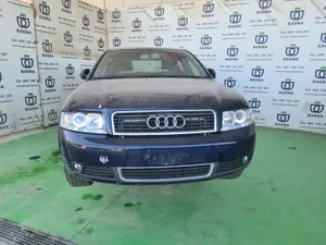 AUDI A4 BERLINA (8E) foto 1