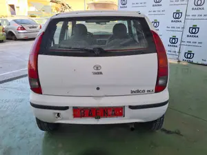 TATA INDICA (1998) foto 2