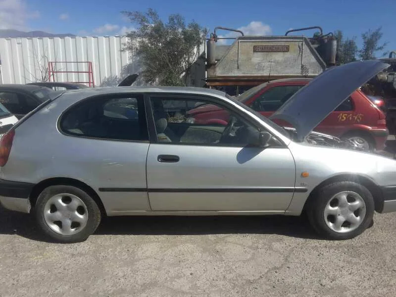 TOYOTA COROLLA (E11)